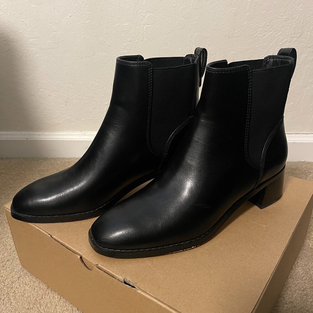 *NEW UNWORN* J. Crew Factory Chelsea Boots - Size 8.5 Black